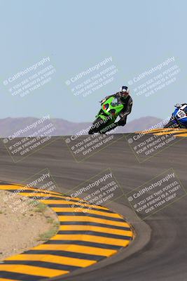 media/Oct-09-2022-SoCal Trackdays (Sun) [[95640aeeb6]]/Turns 9 and 10 (1050am)/